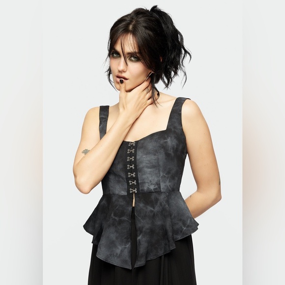 Disturbia Delacroix Hook and Eye Square Neck Top Size UK 6 / US 2 - Picture 2 of 7